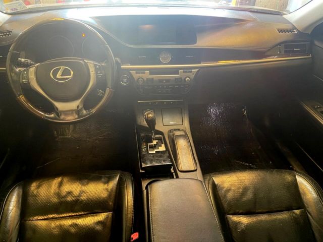 Photo 4 VIN: JTHBK1GG4D2021566 - LEXUS ES 350 