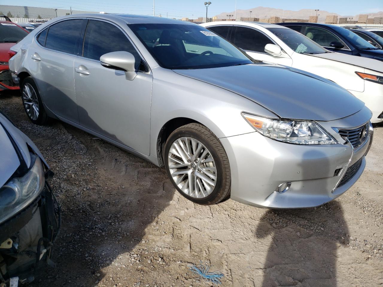 Photo 3 VIN: JTHBK1GG4D2041431 - LEXUS ES 