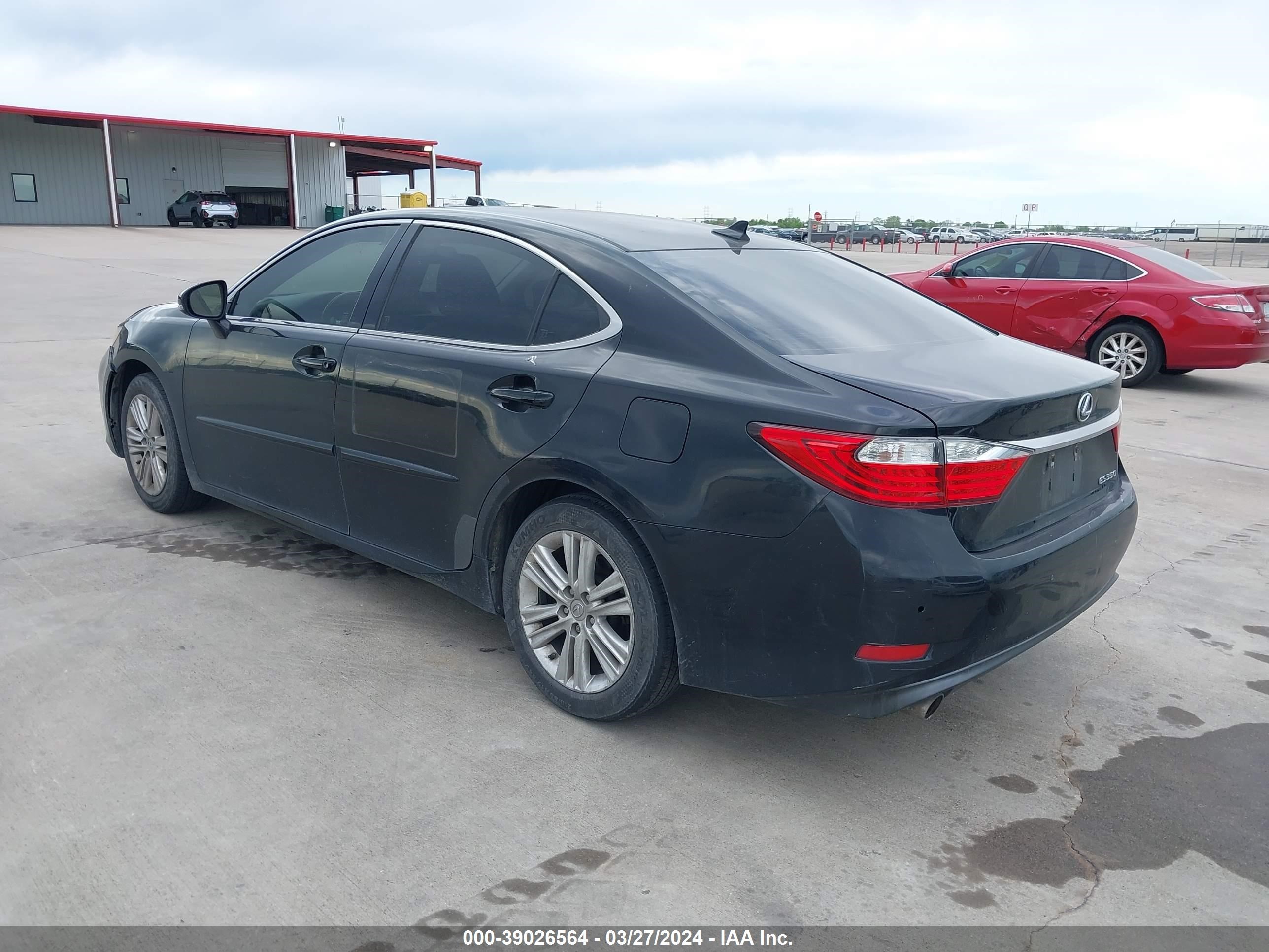 Photo 2 VIN: JTHBK1GG4D2055586 - LEXUS ES 