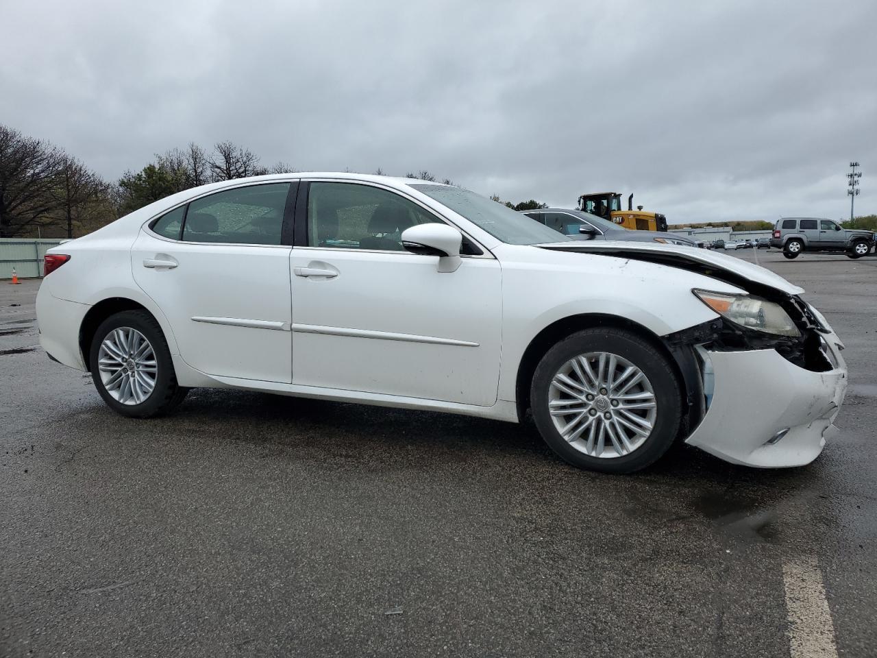 Photo 3 VIN: JTHBK1GG4D2079368 - LEXUS ES 