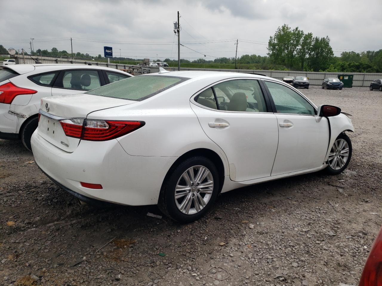 Photo 2 VIN: JTHBK1GG4E2098827 - LEXUS ES 