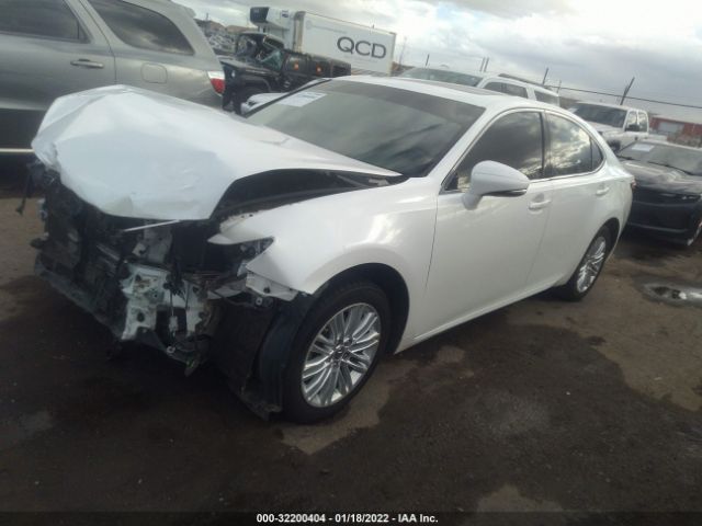 Photo 1 VIN: JTHBK1GG4E2102102 - LEXUS ES 350 