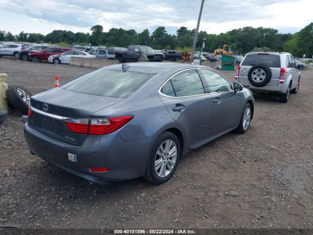 Photo 3 VIN: JTHBK1GG4F2160597 - LEXUS ES 