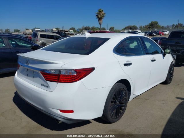 Photo 3 VIN: JTHBK1GG4F2168229 - LEXUS ES 