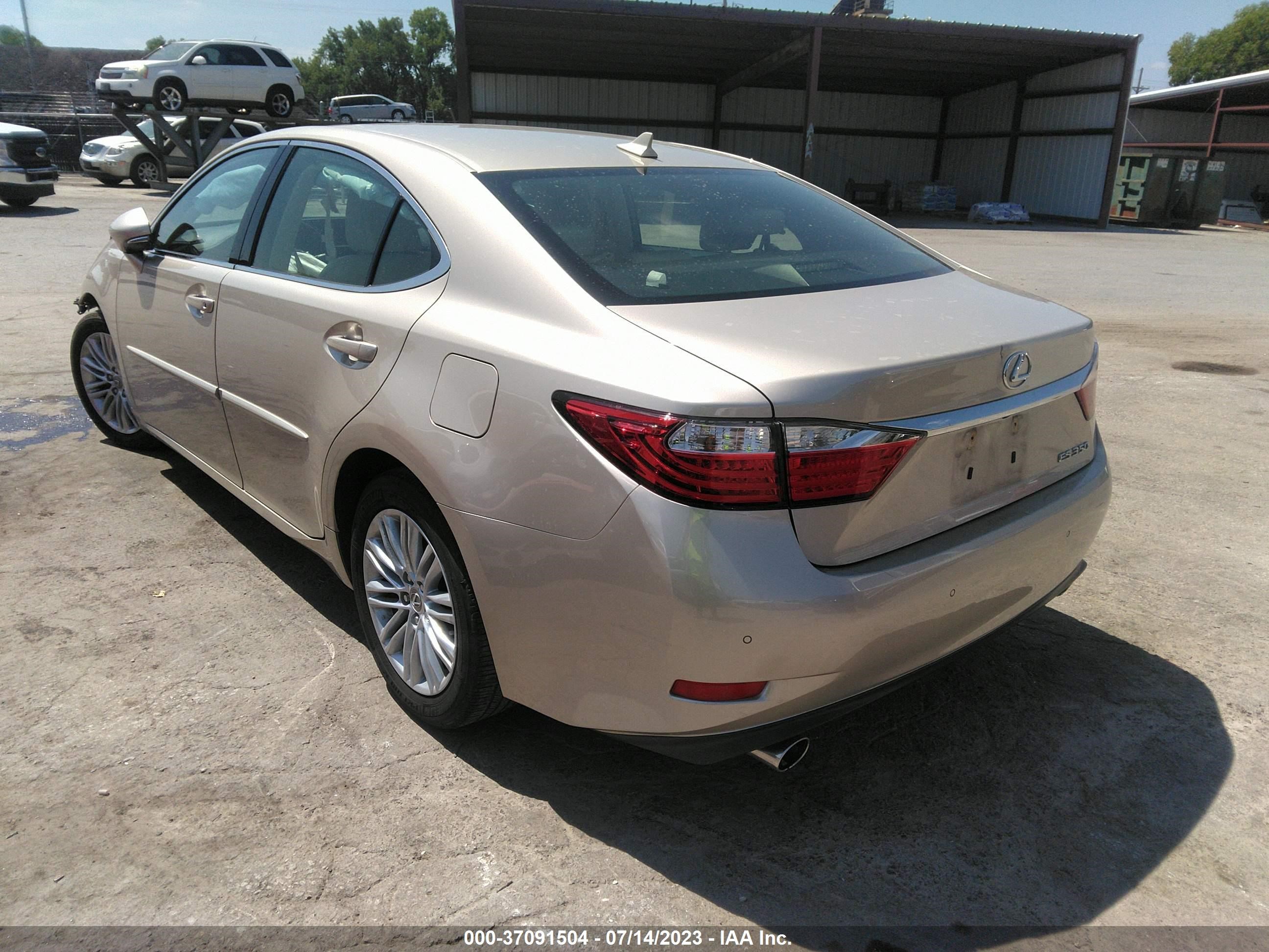 Photo 2 VIN: JTHBK1GG5D2036061 - LEXUS ES 