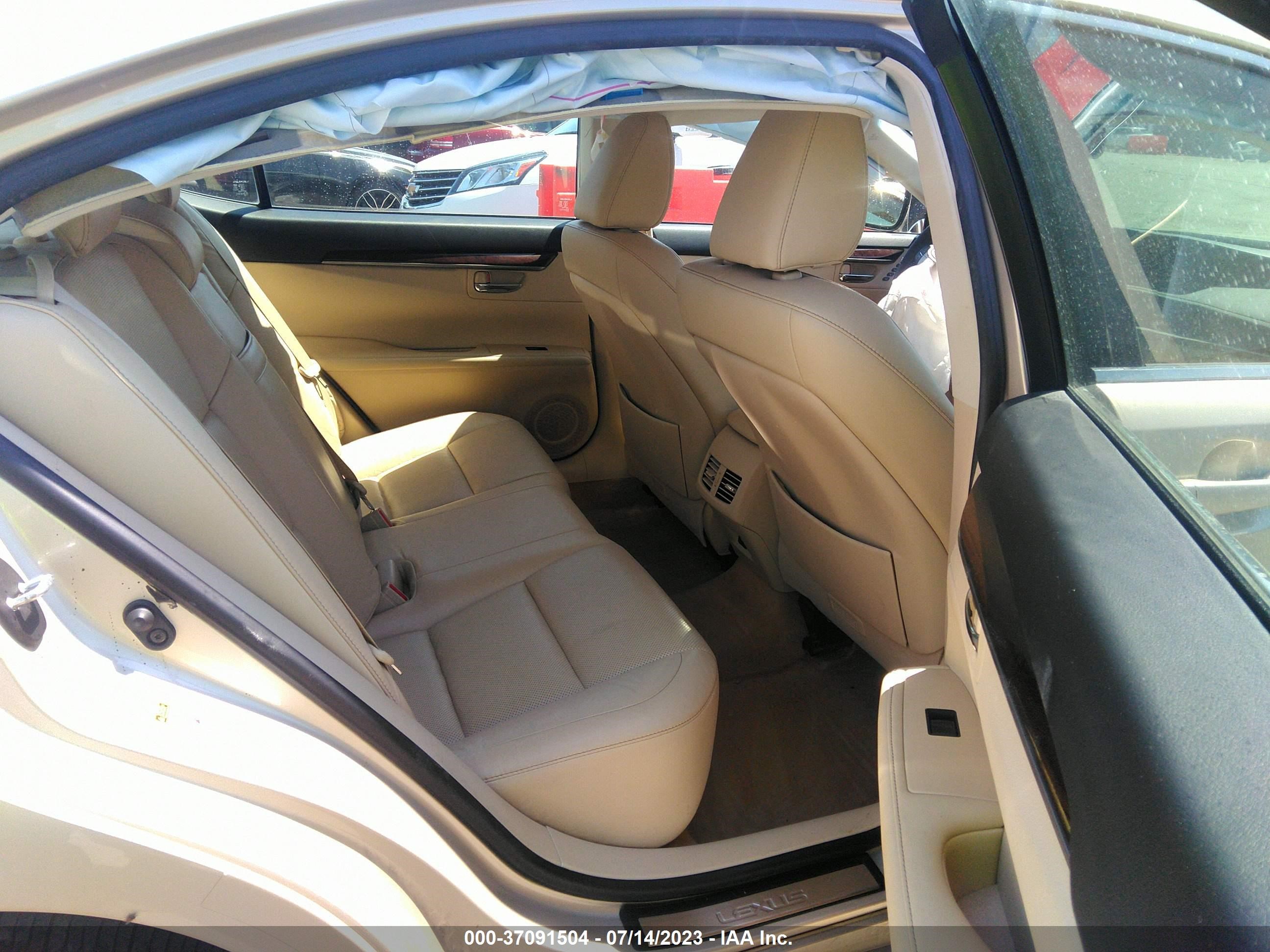 Photo 7 VIN: JTHBK1GG5D2036061 - LEXUS ES 