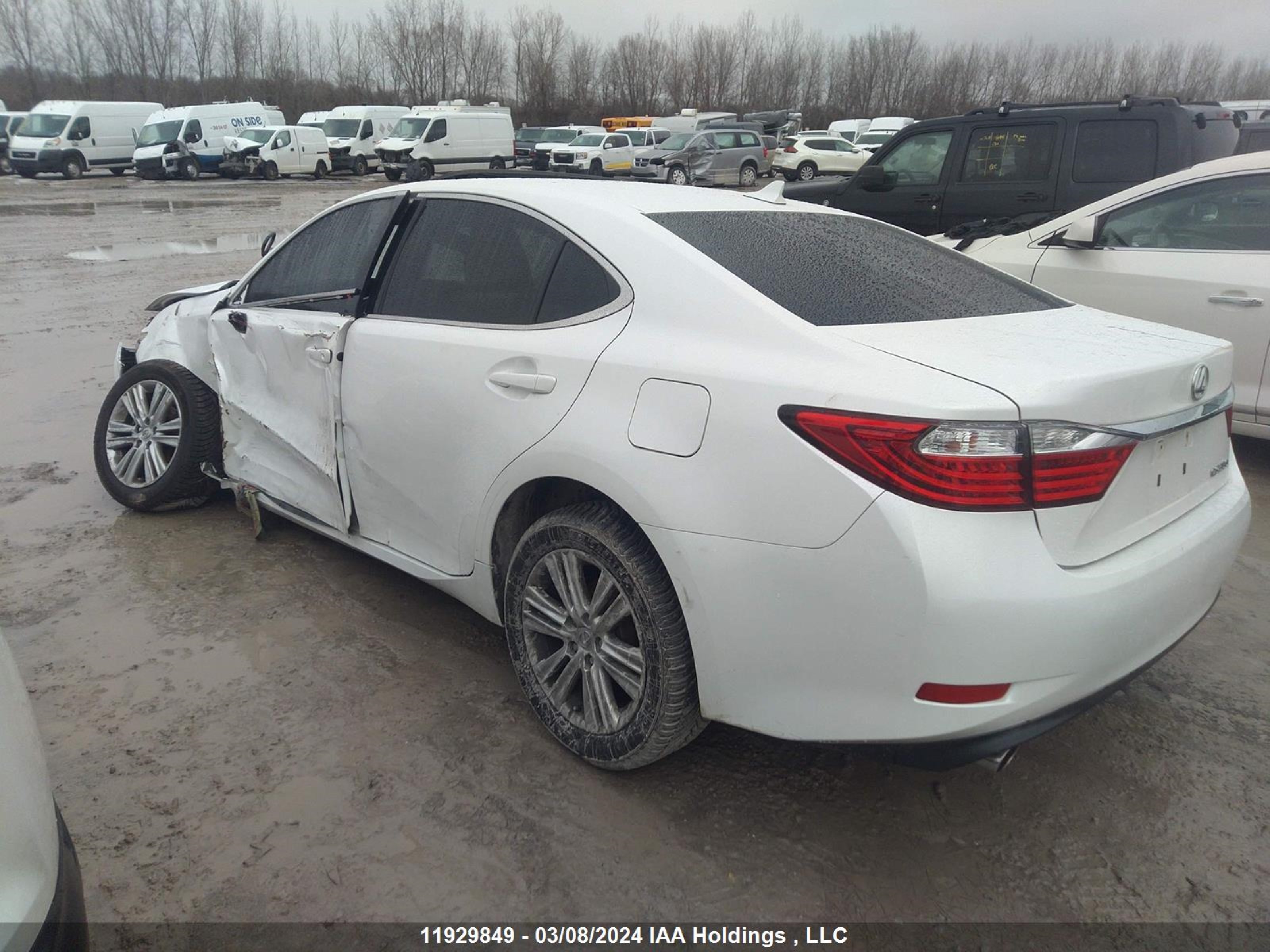 Photo 2 VIN: JTHBK1GG5D2066094 - LEXUS ES 