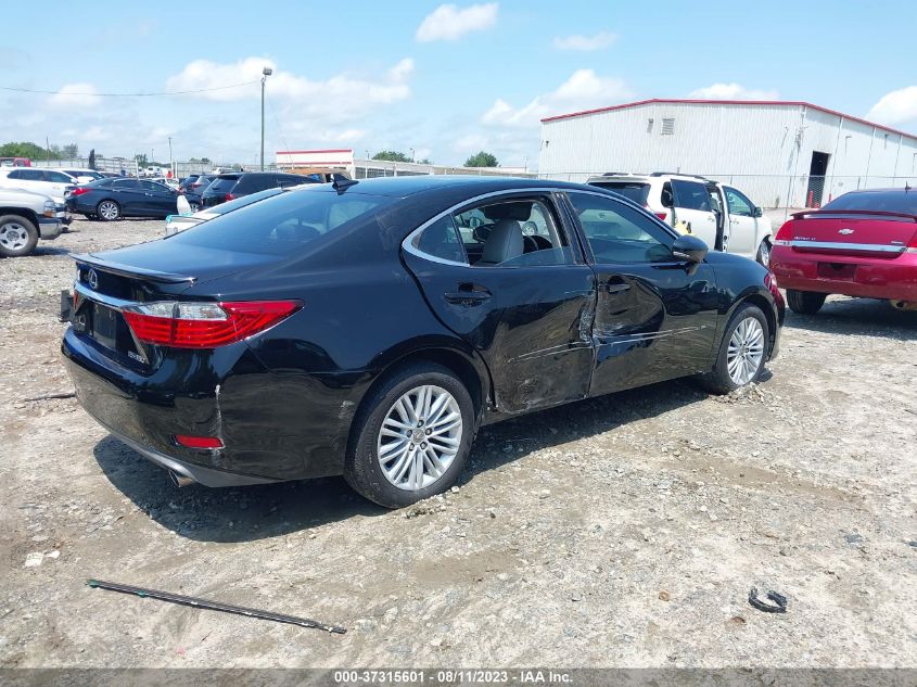 Photo 3 VIN: JTHBK1GG5D2083848 - LEXUS ES 