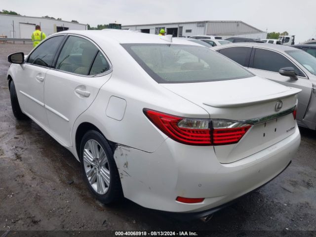 Photo 2 VIN: JTHBK1GG5F2152296 - LEXUS ES 