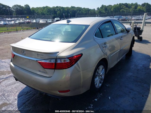 Photo 3 VIN: JTHBK1GG5F2157594 - LEXUS ES 