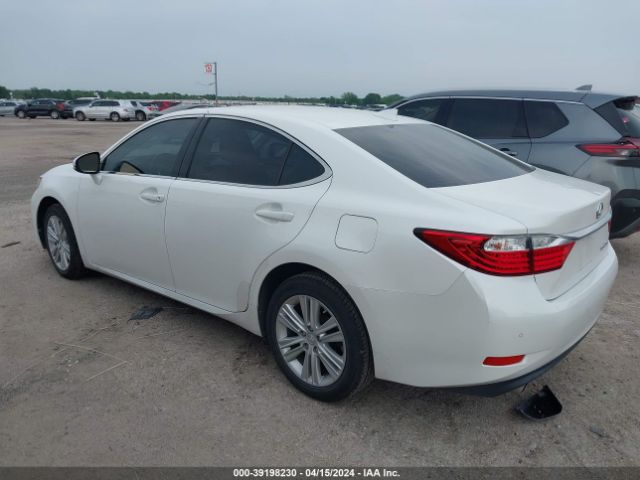 Photo 2 VIN: JTHBK1GG5F2182012 - LEXUS ES 