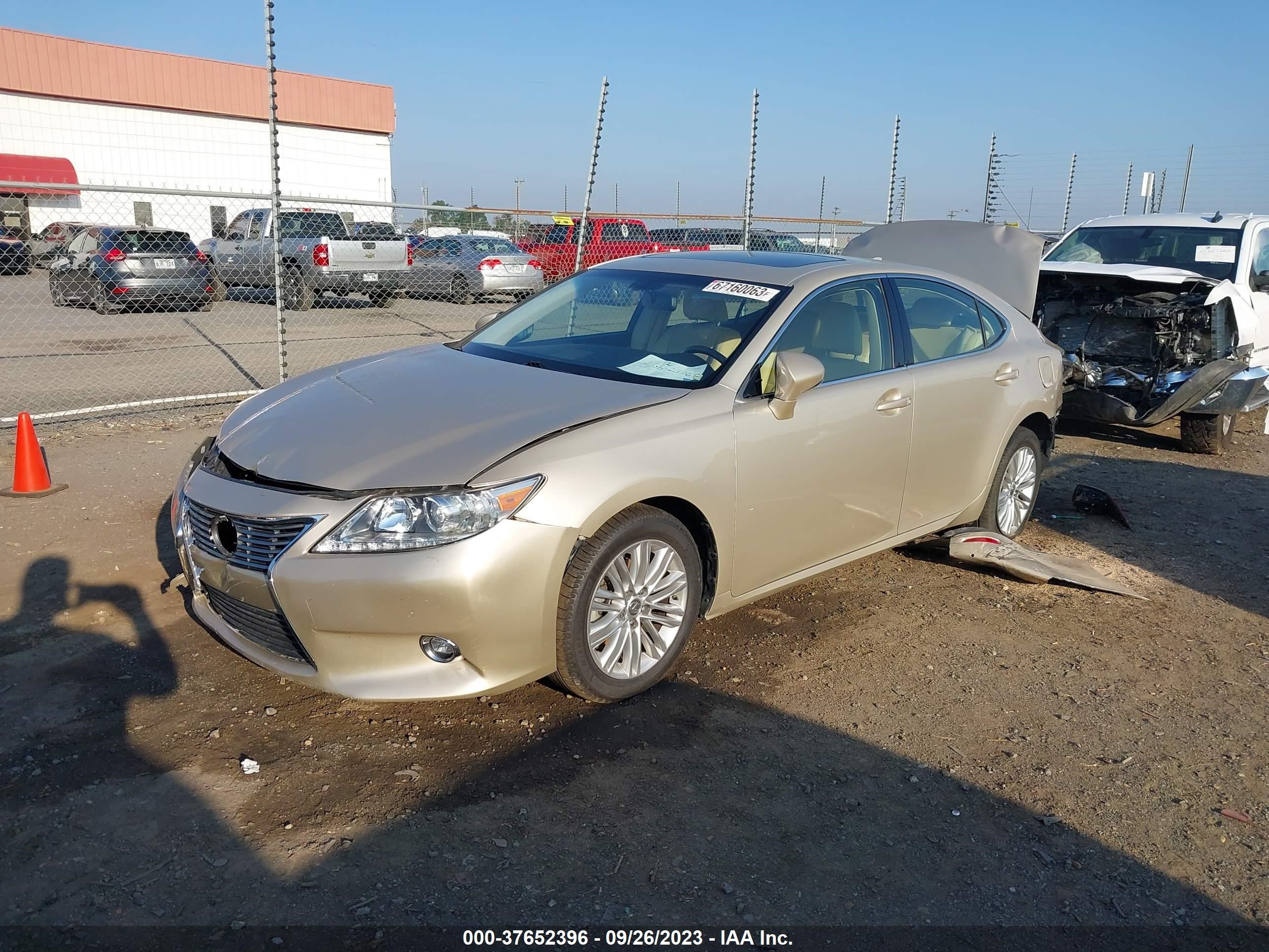 Photo 1 VIN: JTHBK1GG5F2202520 - LEXUS ES 