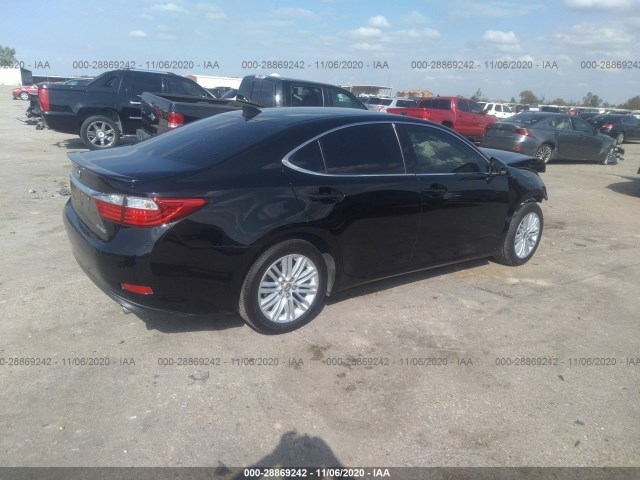 Photo 3 VIN: JTHBK1GG5F2206440 - LEXUS ES 350 