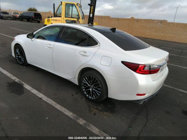 Photo 2 VIN: JTHBK1GG5H2252837 - LEXUS ES 