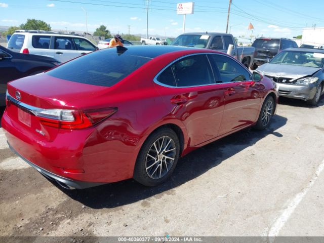 Photo 3 VIN: JTHBK1GG5H2253826 - LEXUS ES 