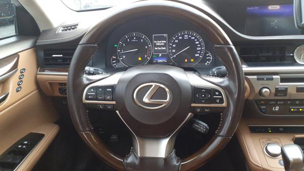 Photo 16 VIN: JTHBK1GG5J2263410 - LEXUS ES 350 