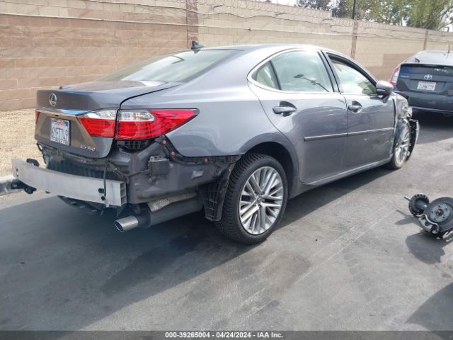 Photo 3 VIN: JTHBK1GG6D2017793 - LEXUS ES 