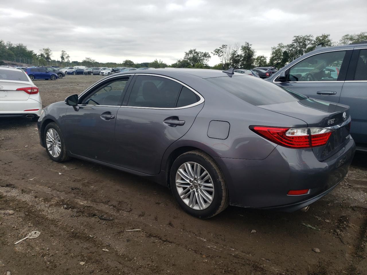 Photo 1 VIN: JTHBK1GG6D2045111 - LEXUS ES 