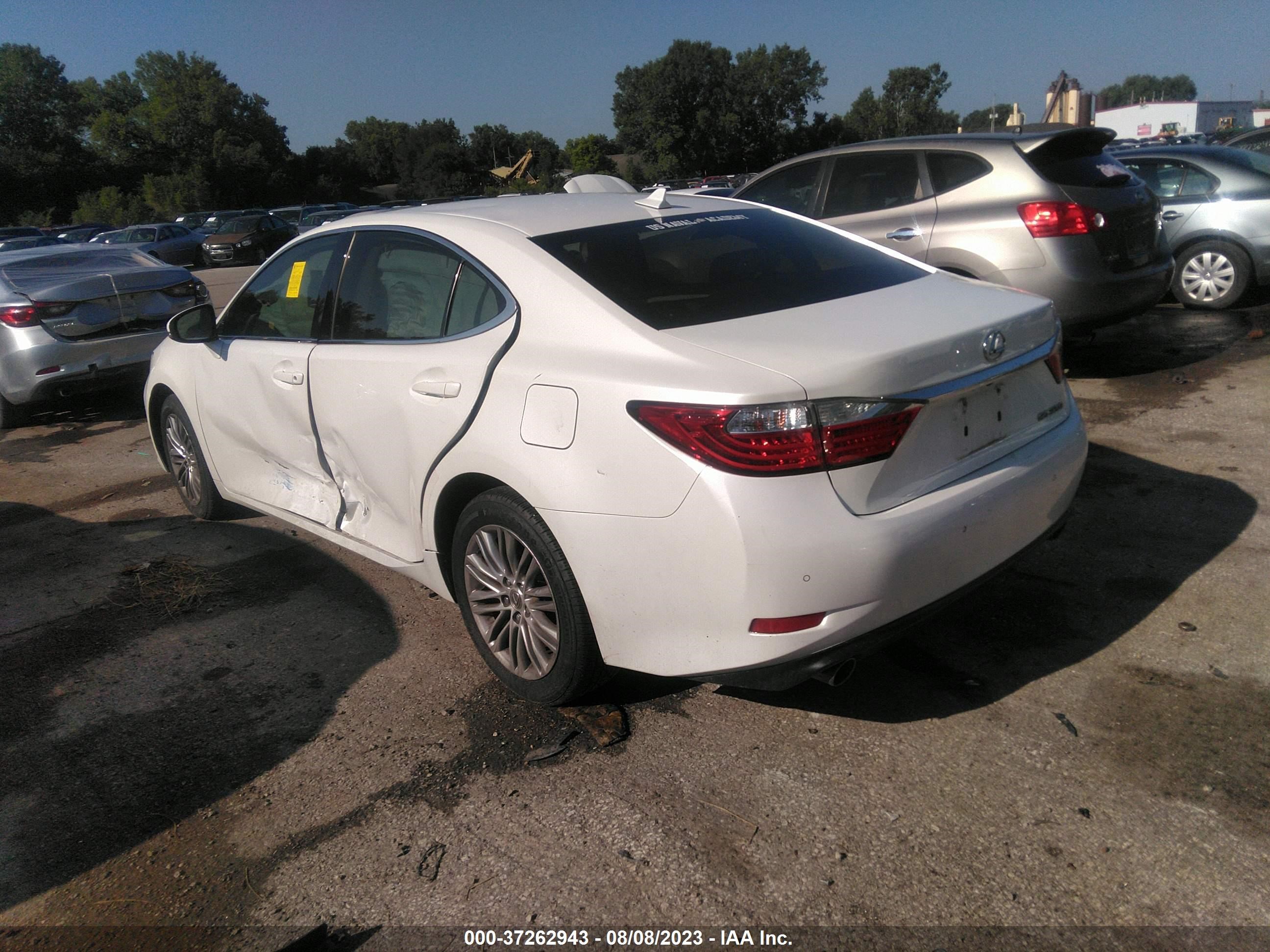 Photo 2 VIN: JTHBK1GG6D2058618 - LEXUS ES 