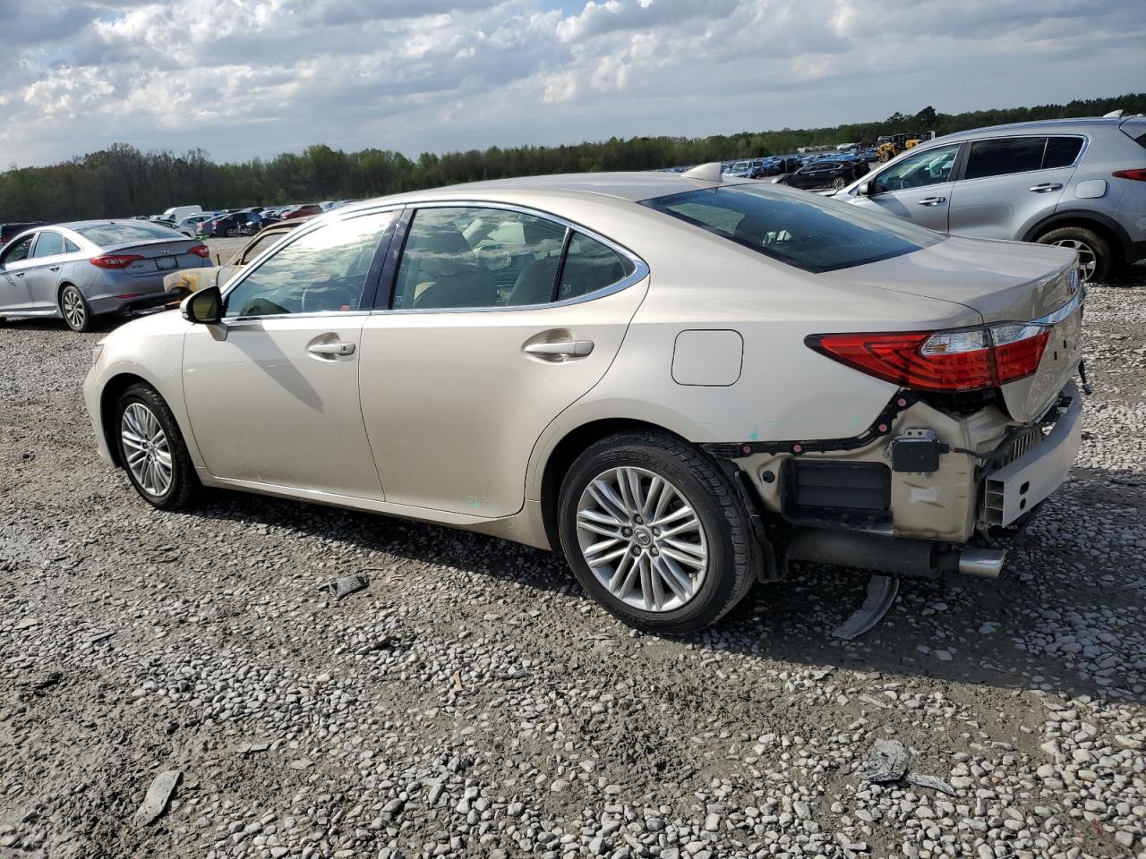 Photo 1 VIN: JTHBK1GG6F2156891 - LEXUS ES 