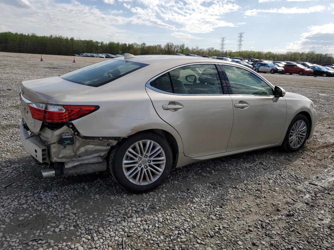 Photo 2 VIN: JTHBK1GG6F2156891 - LEXUS ES 