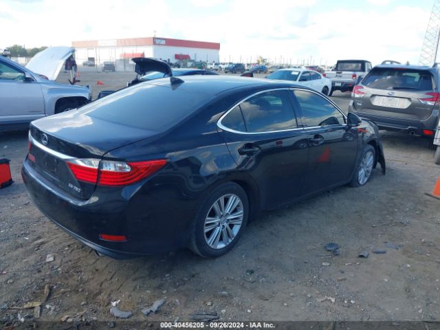 Photo 3 VIN: JTHBK1GG6F2180155 - LEXUS ES 