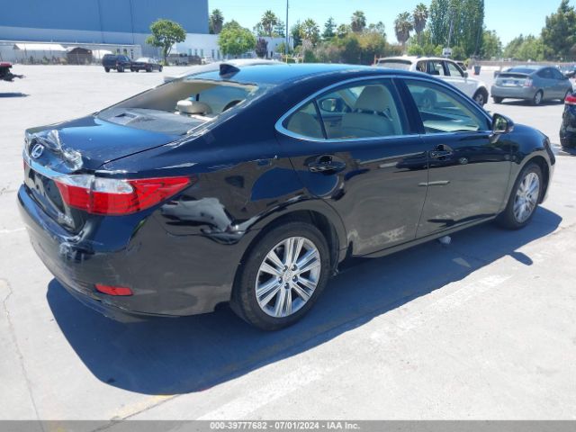 Photo 3 VIN: JTHBK1GG6F2208987 - LEXUS ES 