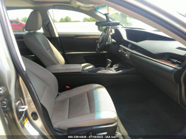 Photo 4 VIN: JTHBK1GG6G2217349 - LEXUS ES 350 