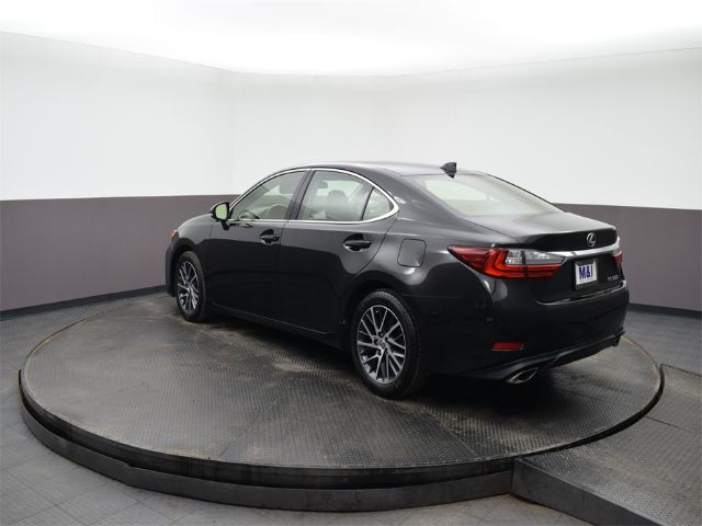 Photo 5 VIN: JTHBK1GG6G2224897 - LEXUS ES 350 