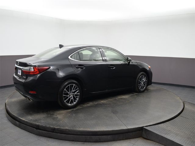 Photo 7 VIN: JTHBK1GG6G2224897 - LEXUS ES 350 