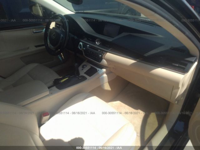 Photo 4 VIN: JTHBK1GG7D2047210 - LEXUS ES 