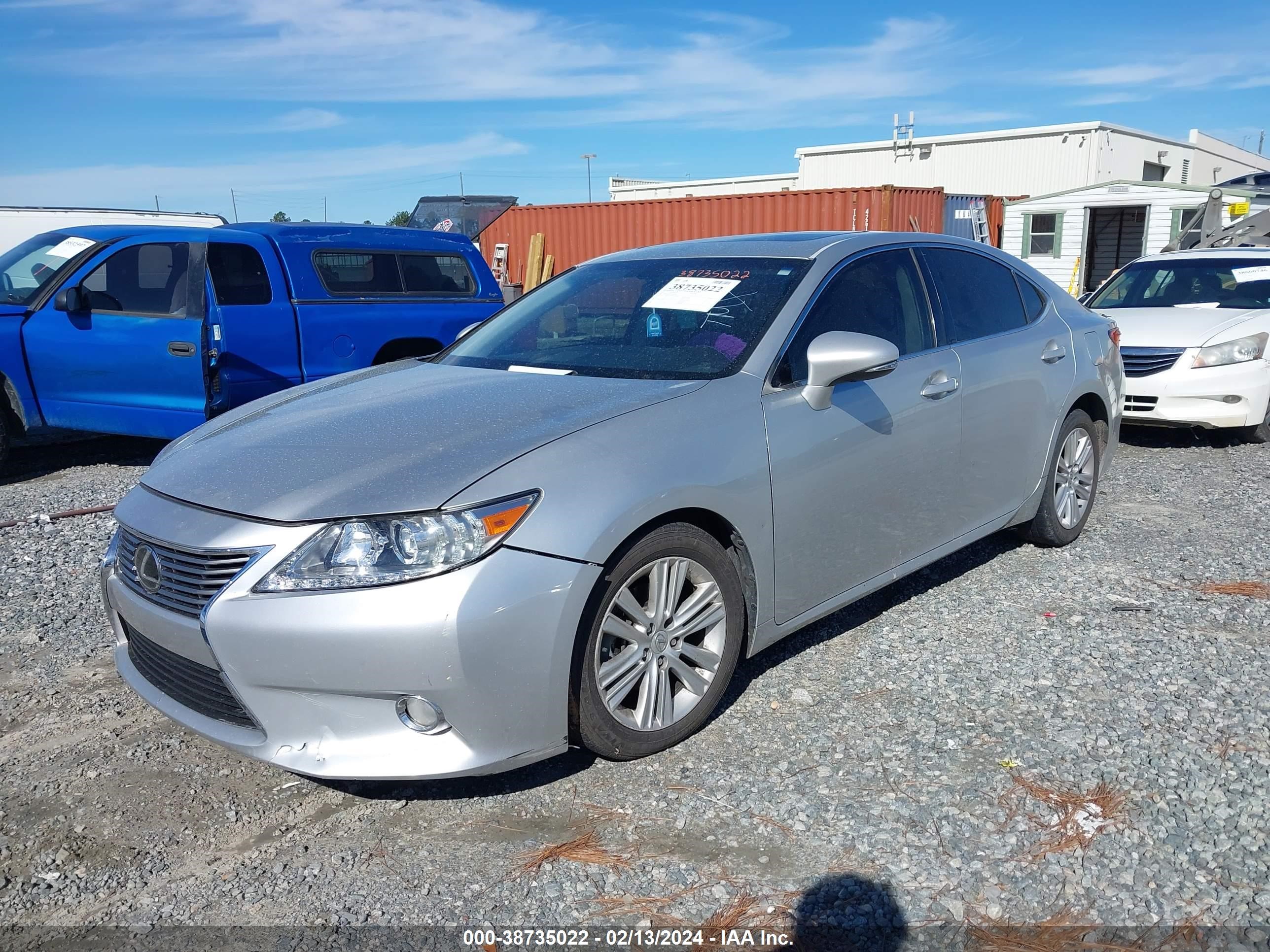 Photo 1 VIN: JTHBK1GG7D2051046 - LEXUS ES 