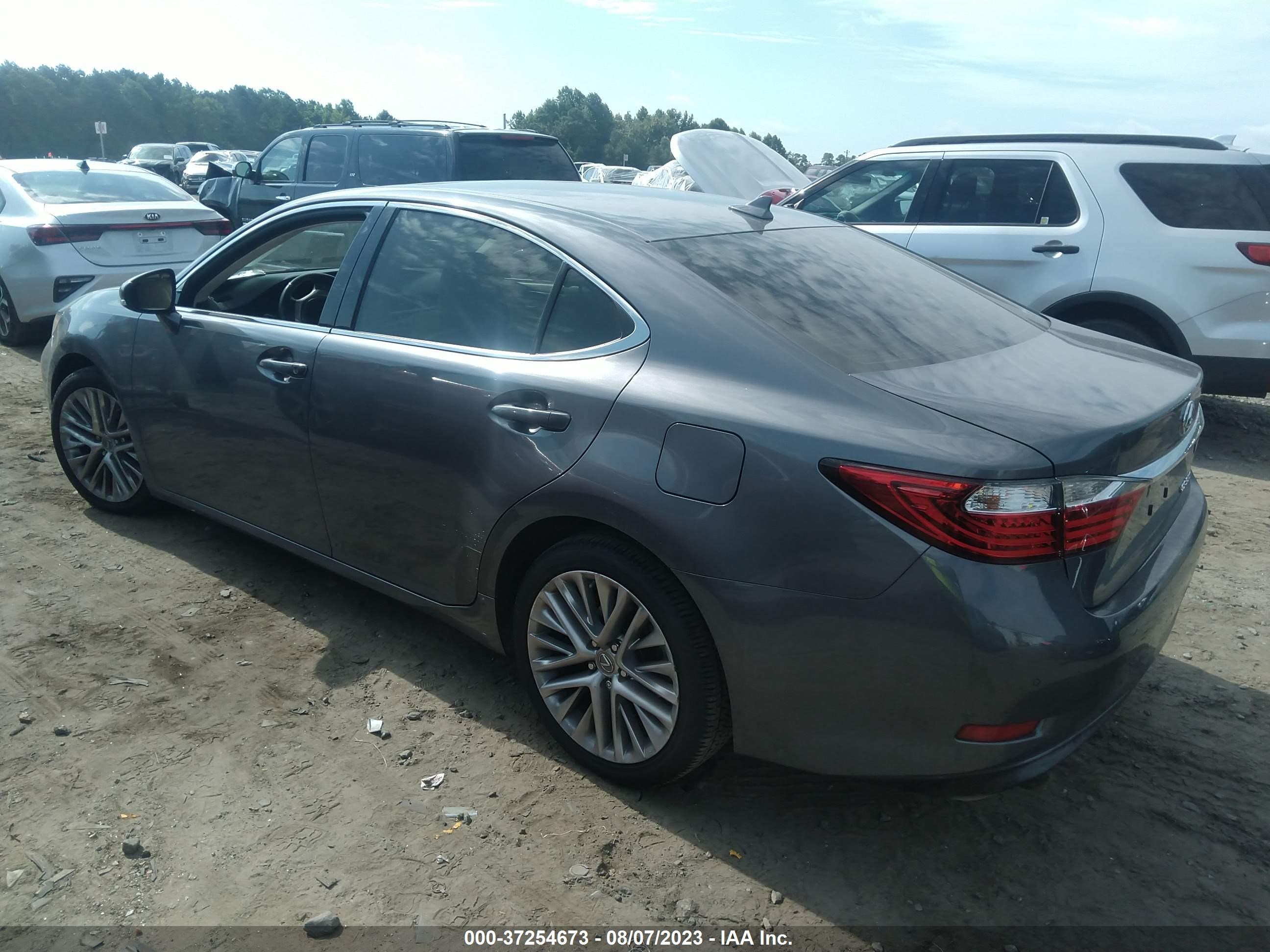 Photo 2 VIN: JTHBK1GG7D2051600 - LEXUS ES 