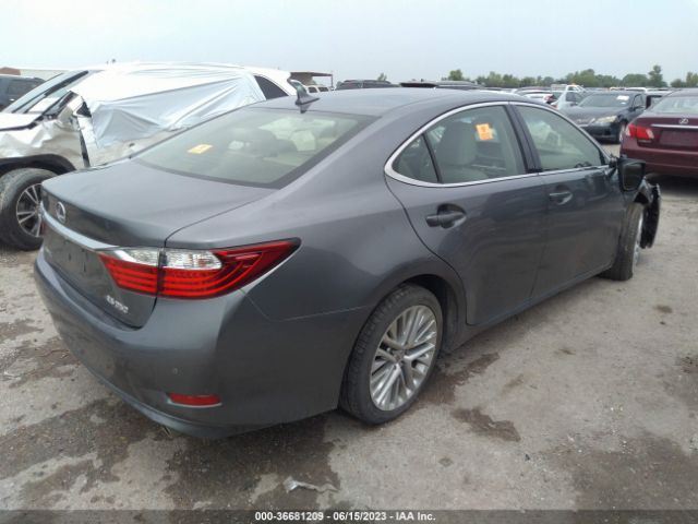 Photo 3 VIN: JTHBK1GG7D2072818 - LEXUS ES 350 