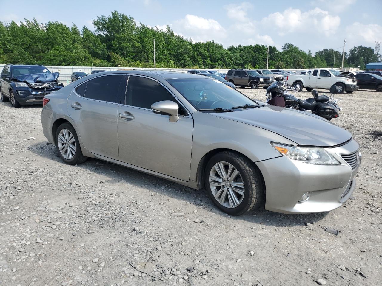 Photo 3 VIN: JTHBK1GG7F2154390 - LEXUS ES 