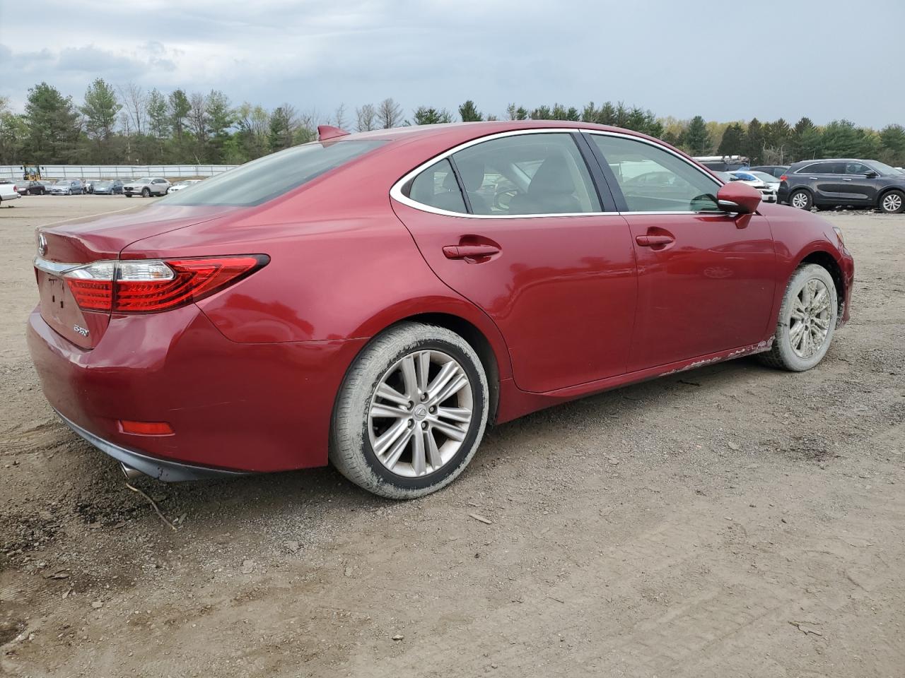 Photo 2 VIN: JTHBK1GG7F2163137 - LEXUS ES 