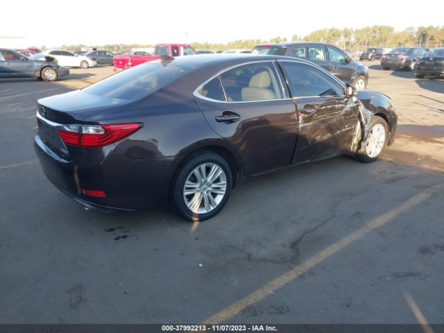 Photo 3 VIN: JTHBK1GG7F2195666 - LEXUS ES 350 