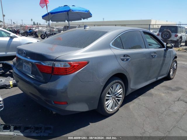 Photo 3 VIN: JTHBK1GG7F2208268 - LEXUS ES 