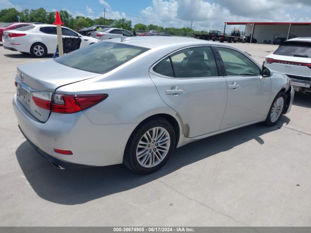 Photo 3 VIN: JTHBK1GG7G2216260 - LEXUS ES 