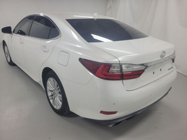 Photo 3 VIN: JTHBK1GG7G2243863 - LEXUS ES 350 