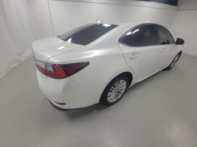 Photo 8 VIN: JTHBK1GG7G2243863 - LEXUS ES 350 