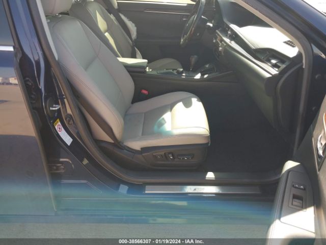 Photo 4 VIN: JTHBK1GG8D2060662 - LEXUS ES 350 