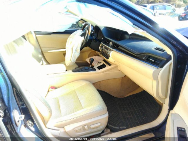 Photo 4 VIN: JTHBK1GG8E2105083 - LEXUS ES 350 