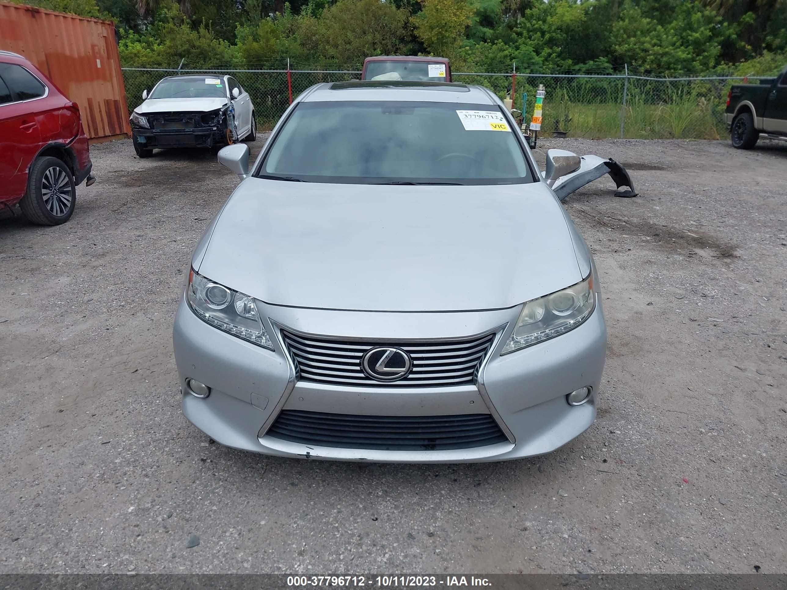 Photo 12 VIN: JTHBK1GG8E2116262 - LEXUS ES 