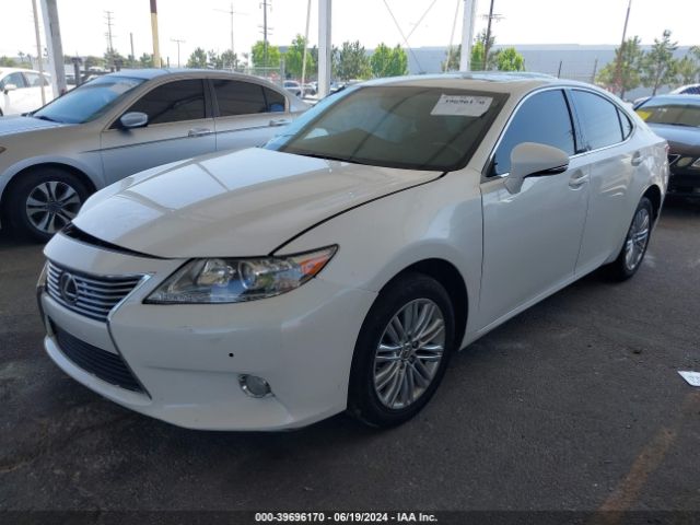 Photo 1 VIN: JTHBK1GG8F2175930 - LEXUS ES 