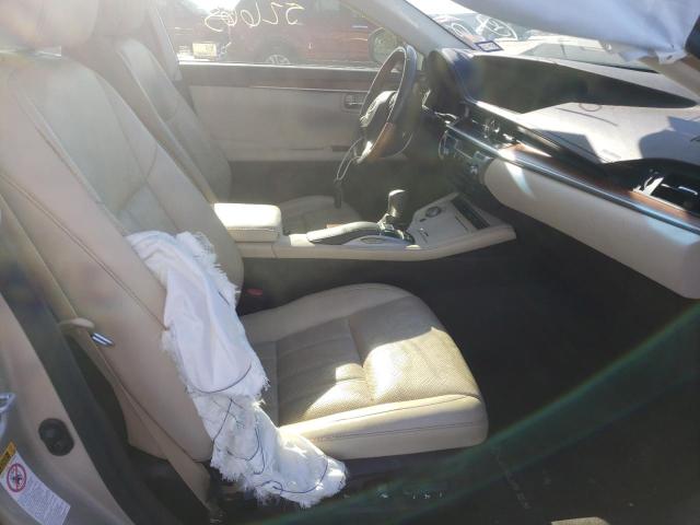 Photo 4 VIN: JTHBK1GG8G2211410 - LEXUS ES 350 