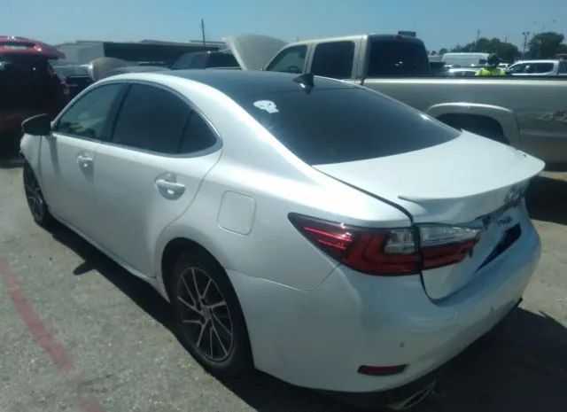 Photo 2 VIN: JTHBK1GG8H2255974 - LEXUS ES 