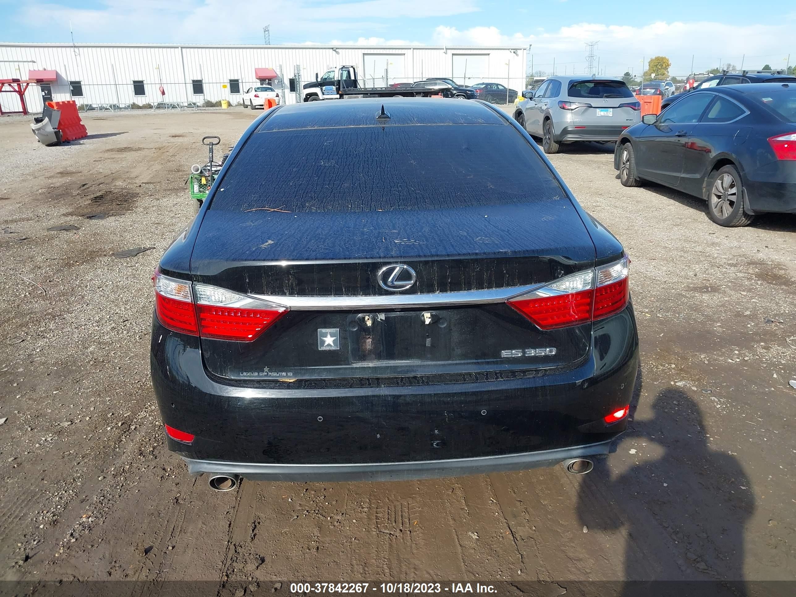 Photo 15 VIN: JTHBK1GG9D2009428 - LEXUS ES 