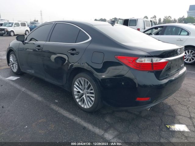 Photo 2 VIN: JTHBK1GG9D2053817 - LEXUS ES 350 