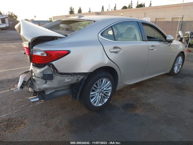 Photo 3 VIN: JTHBK1GG9E2137489 - LEXUS ES 350 